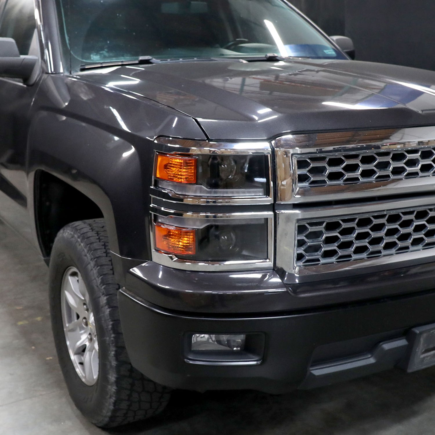 2014-2015 Chevy Silverado 1500 LED Bar Projector Headlights Black/Chrome Trim