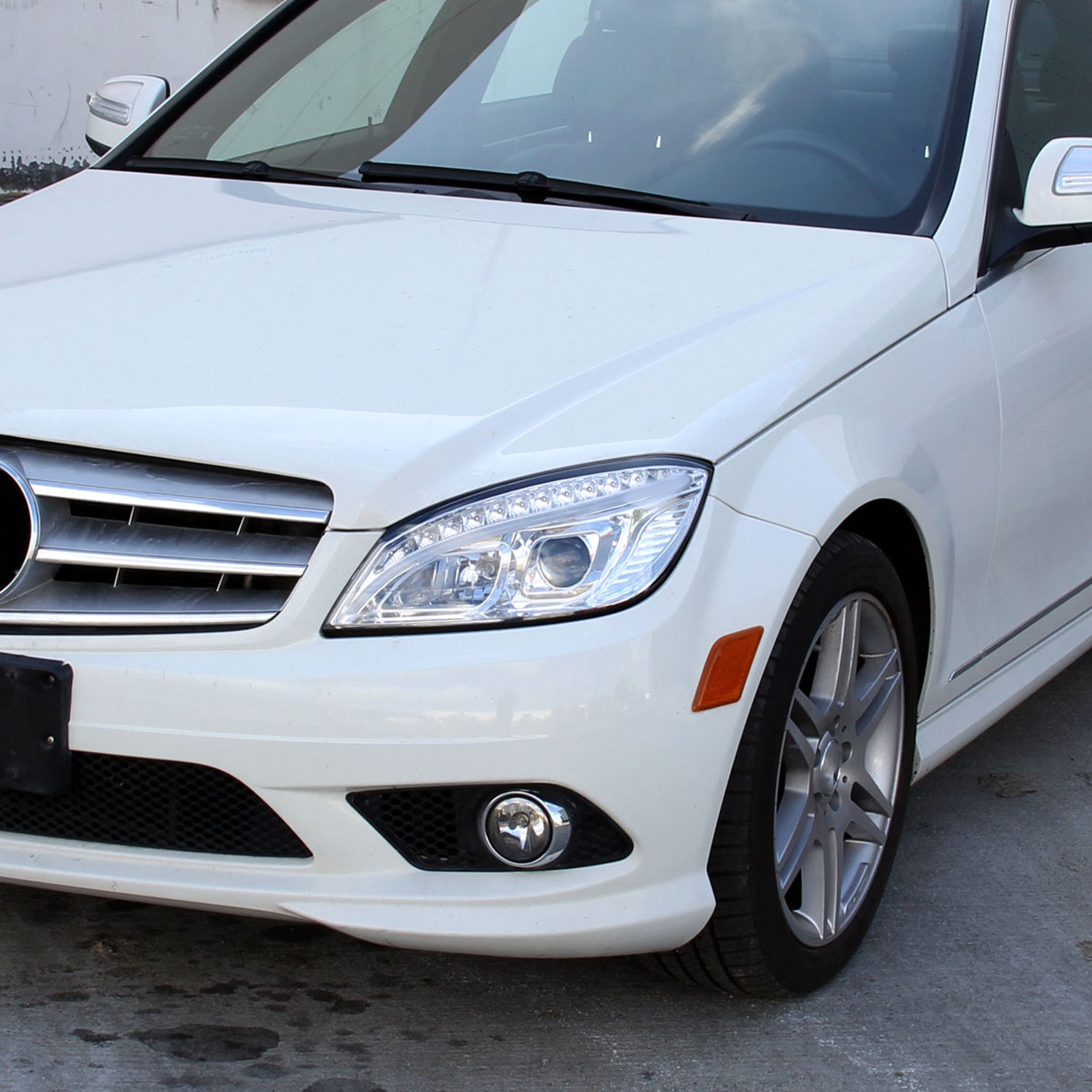 2008-2011 Mercedes W204 C Class Headlights LED Light Bar&LED Signal Chrome