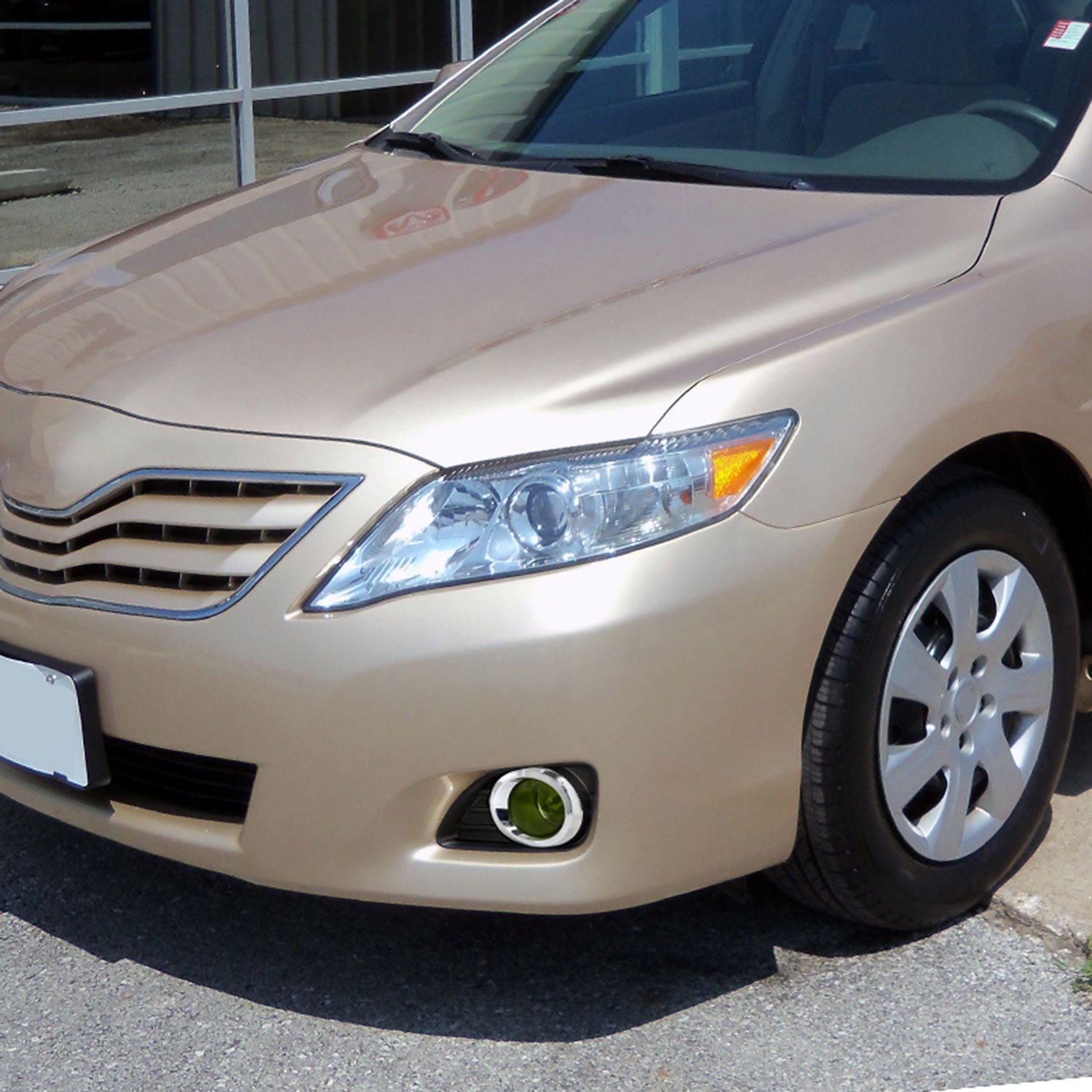 2010-2011 Toyota Camry LE/XLE/Base H11 Fog Lights Kit Chrome/Smoke Lens