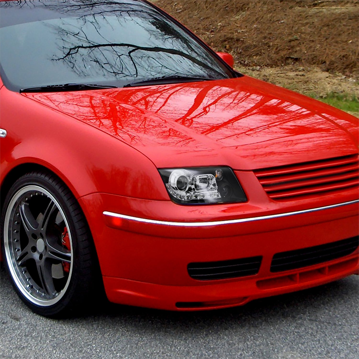 1999-2004 VW Jetta/Bora Projector Headlights R8 LED Light Strip Matt Black