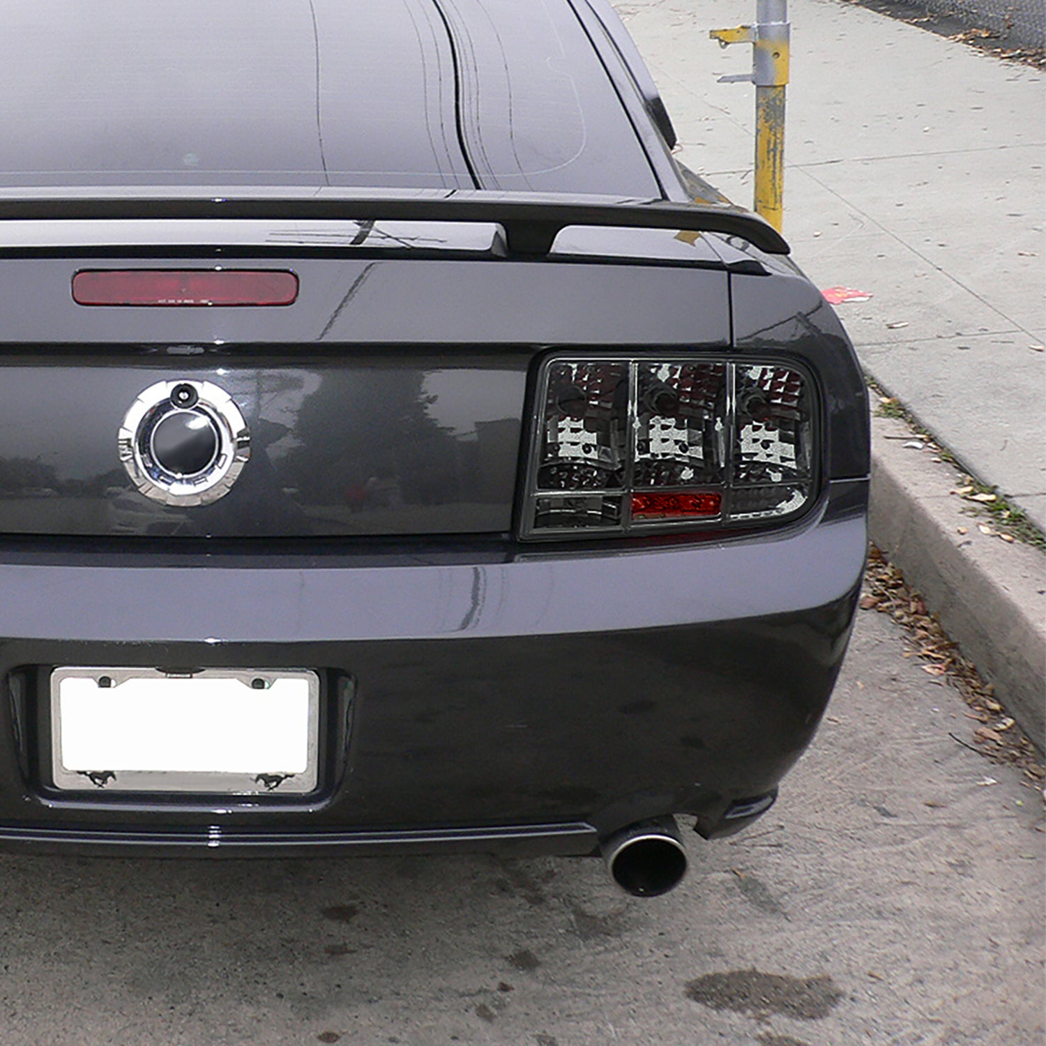 2005-2009 Ford Mustang Sequential Tail Lights Chrome Housing/Smoke Lens