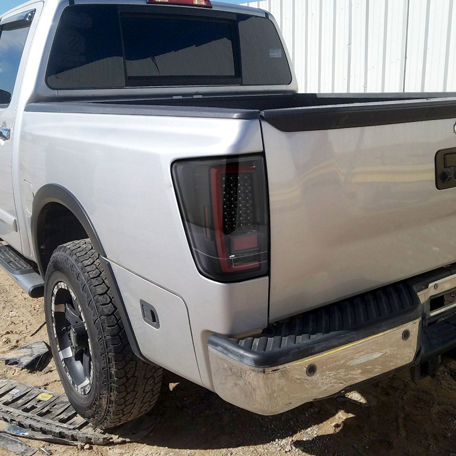 2004-2015 Nissan Titan LED Tail Lights with Red LED Tube Jet Black/Clear Lens