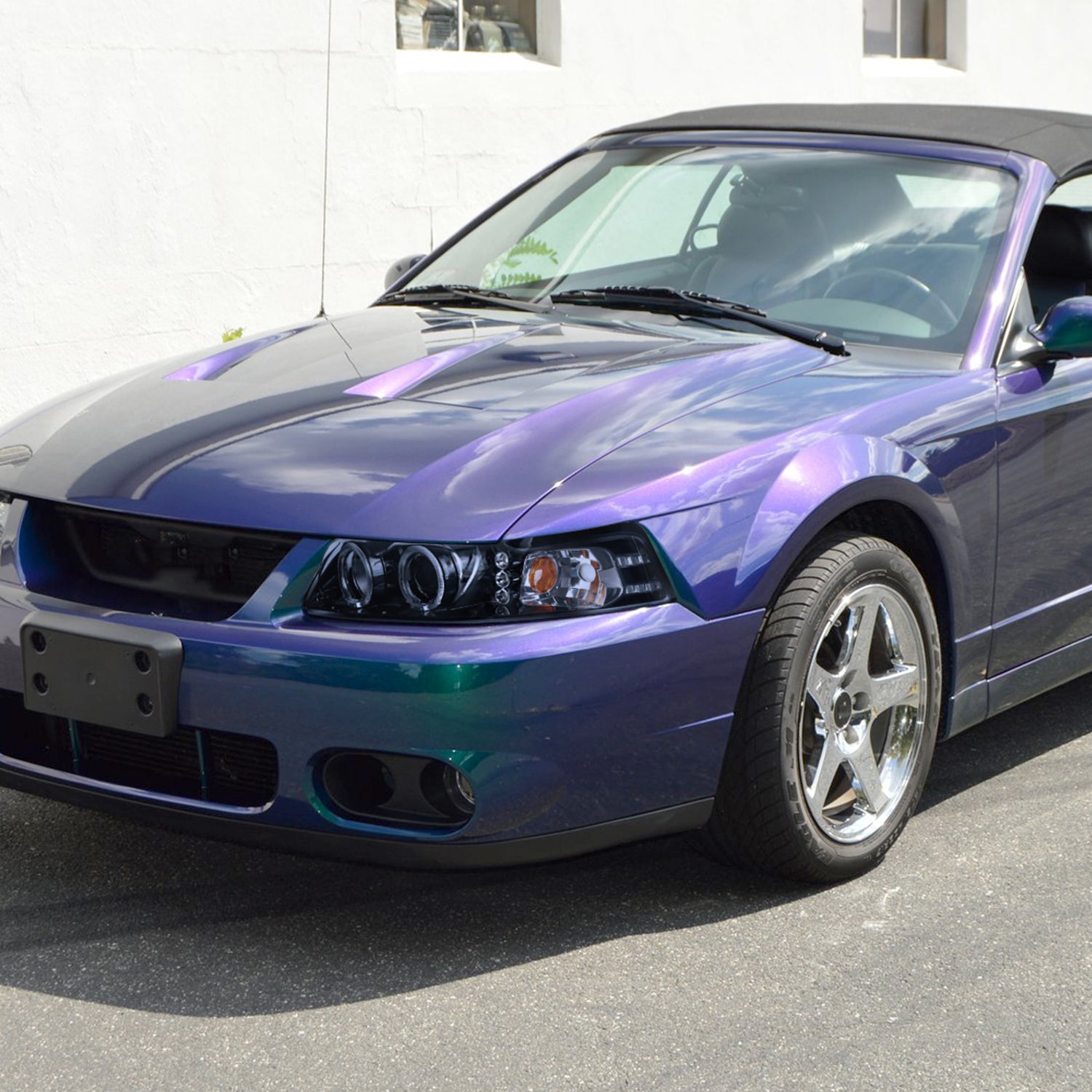 1999-2004 Ford Mustang Dual Halo Projector Headlights Glossy Black/Smoke Lens