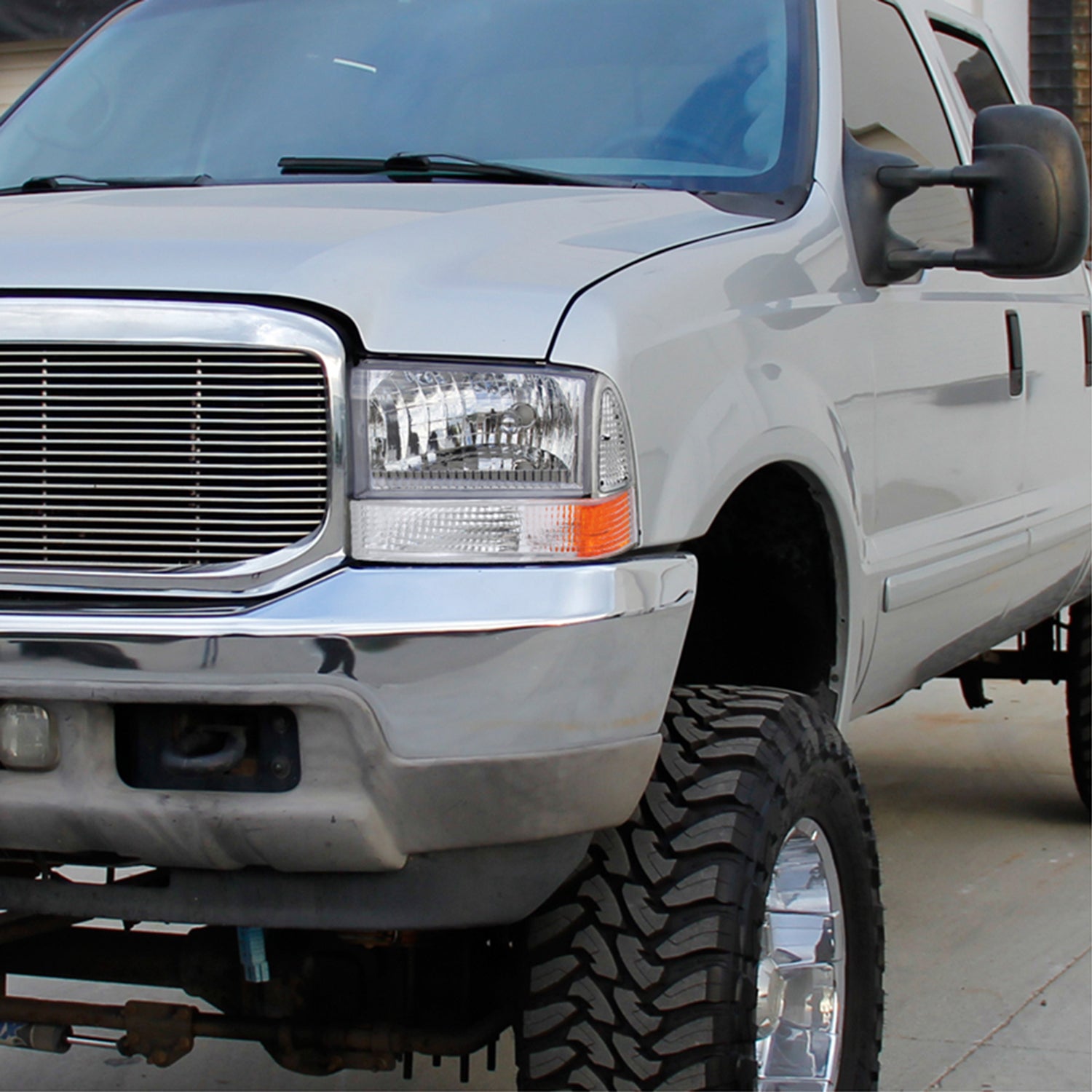 1999-2004 Ford F-250/F-350/F-450/F-550/Excursion Corner Lights Chrome/Clear