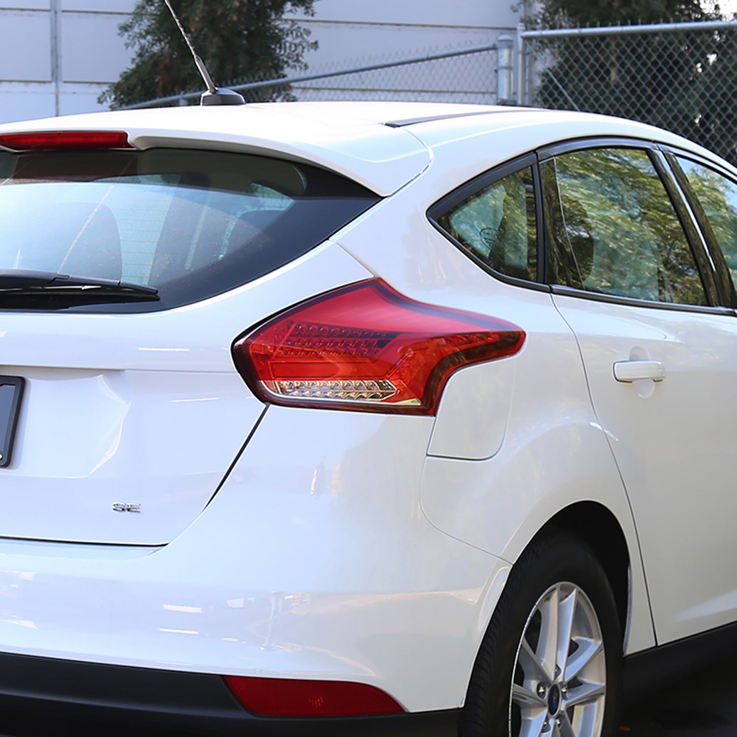 2015-2019 Ford Focus Hatchback LED Tail Lights Chrome Housing/Red Lens