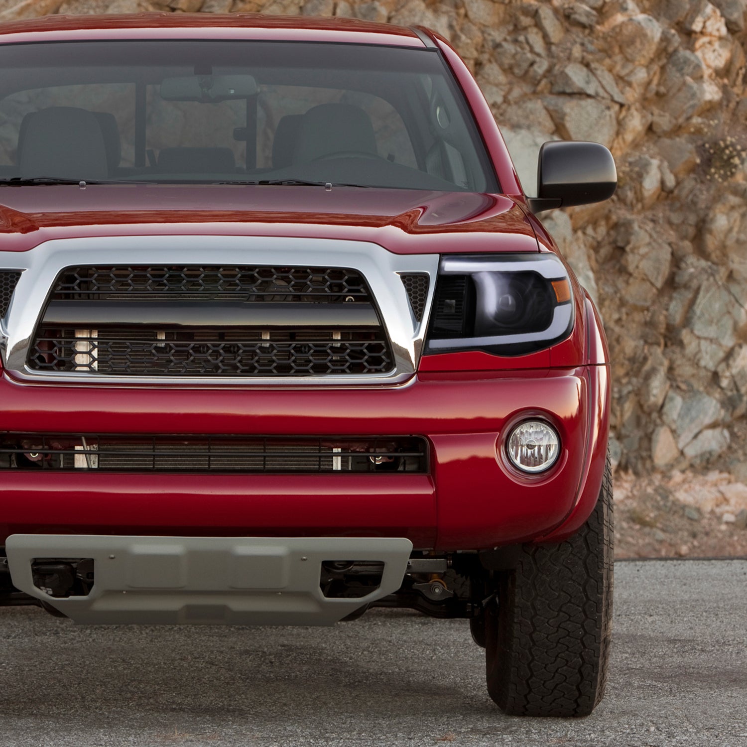 2005-2011 Toyota Tacoma LED Bar Projector Headlights Matte Black/Clear Lens