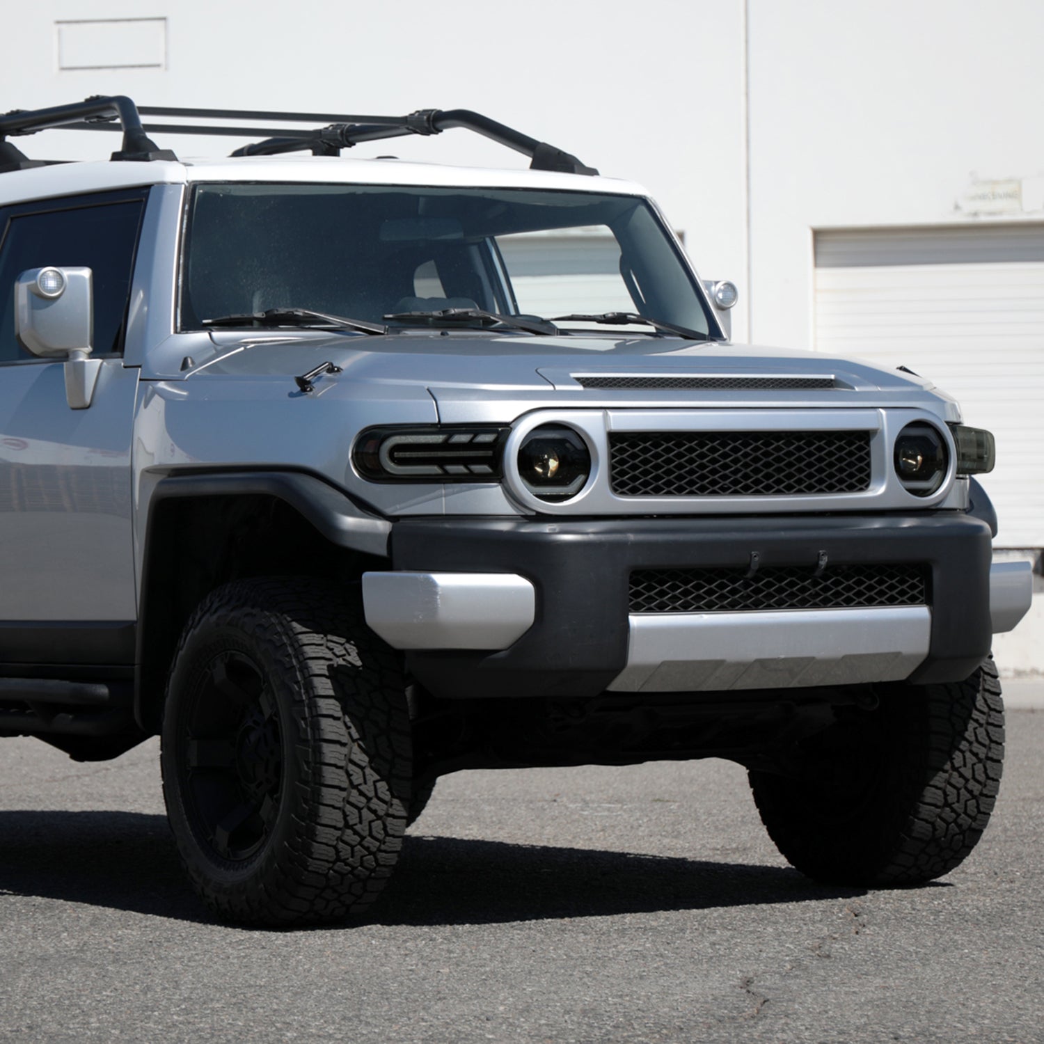 2007-2014 Toyota FJ Cruiser Signal Animated LED Bar Projector Headlights Smoke