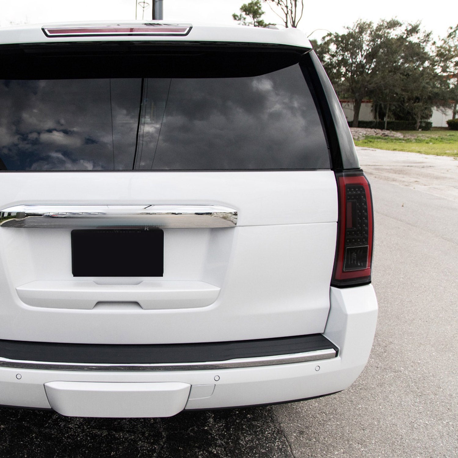 2015-2020 GMC Yukon/Yukon XL Denali SLE/SLT LED Tail Lights Jet Black/Clear