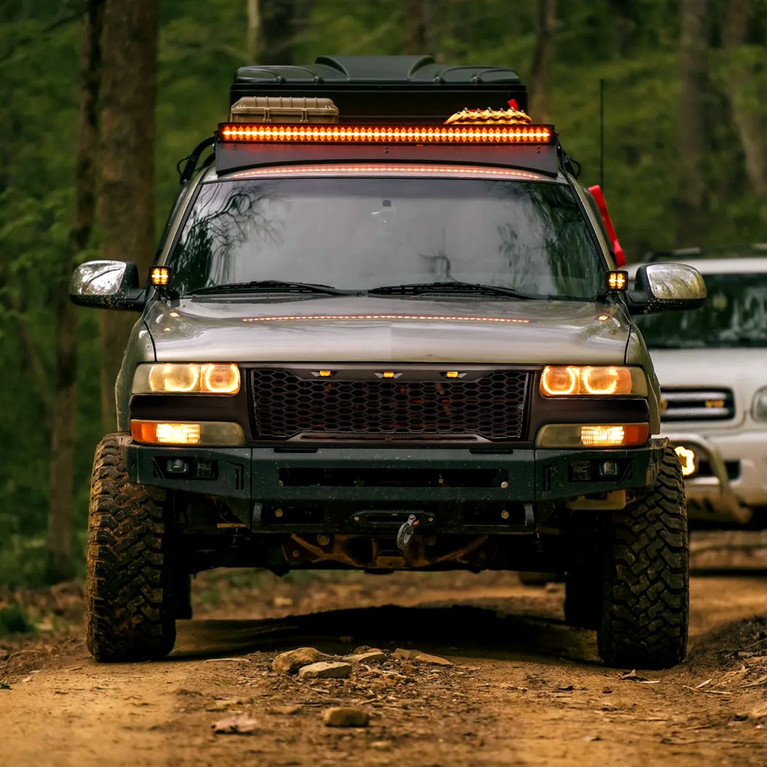 1999-2002 Chevy Silverado 1500 00-2006 Tahoe Suburban Mesh Grille & LED Lamps