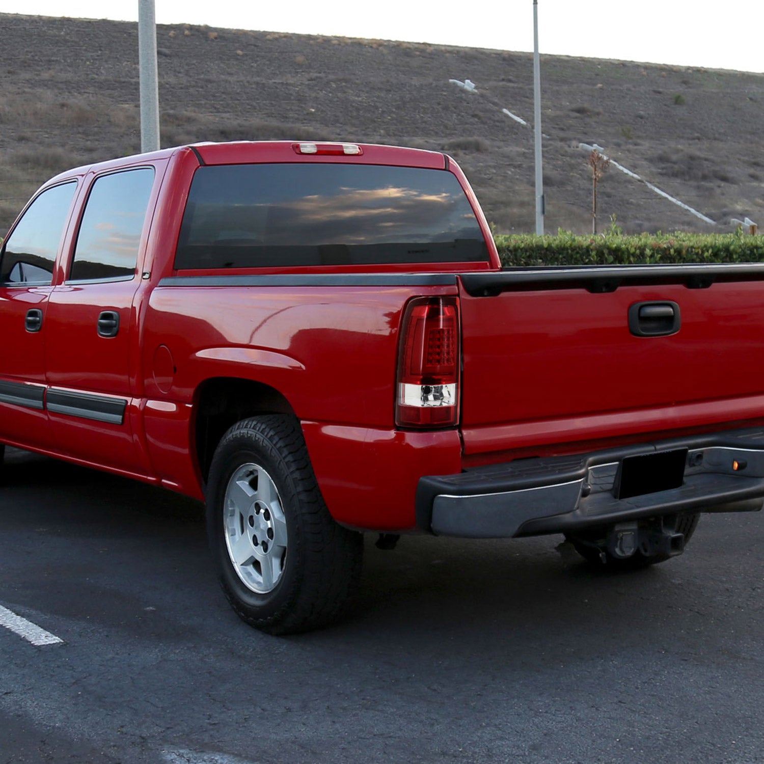 2003-2006 Chevy Silverado LED Tail Lights - G2 Chrome Housing/Red Clear Lens