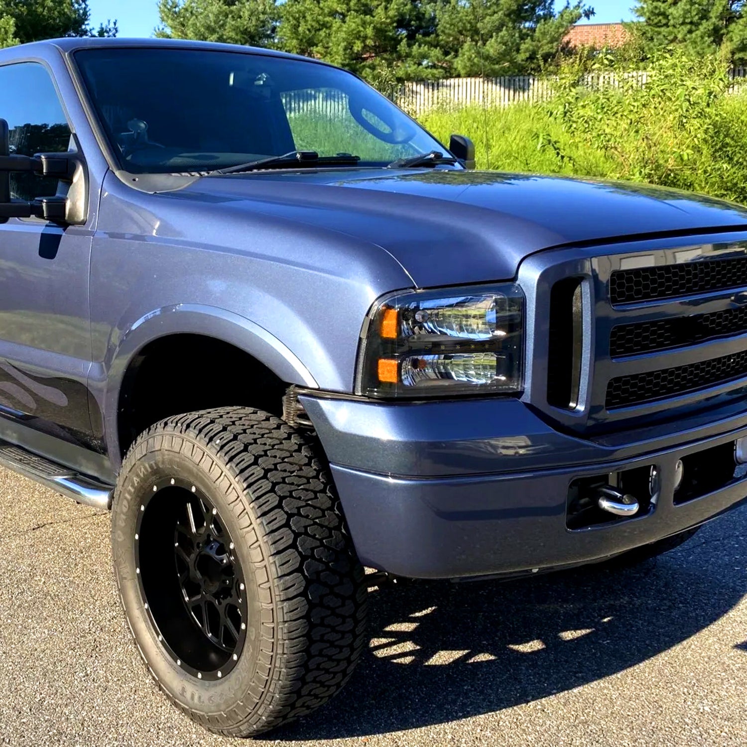 2005-2007 Ford F-250/350/450/550/Excursion Crystal Headlights LED Light Black
