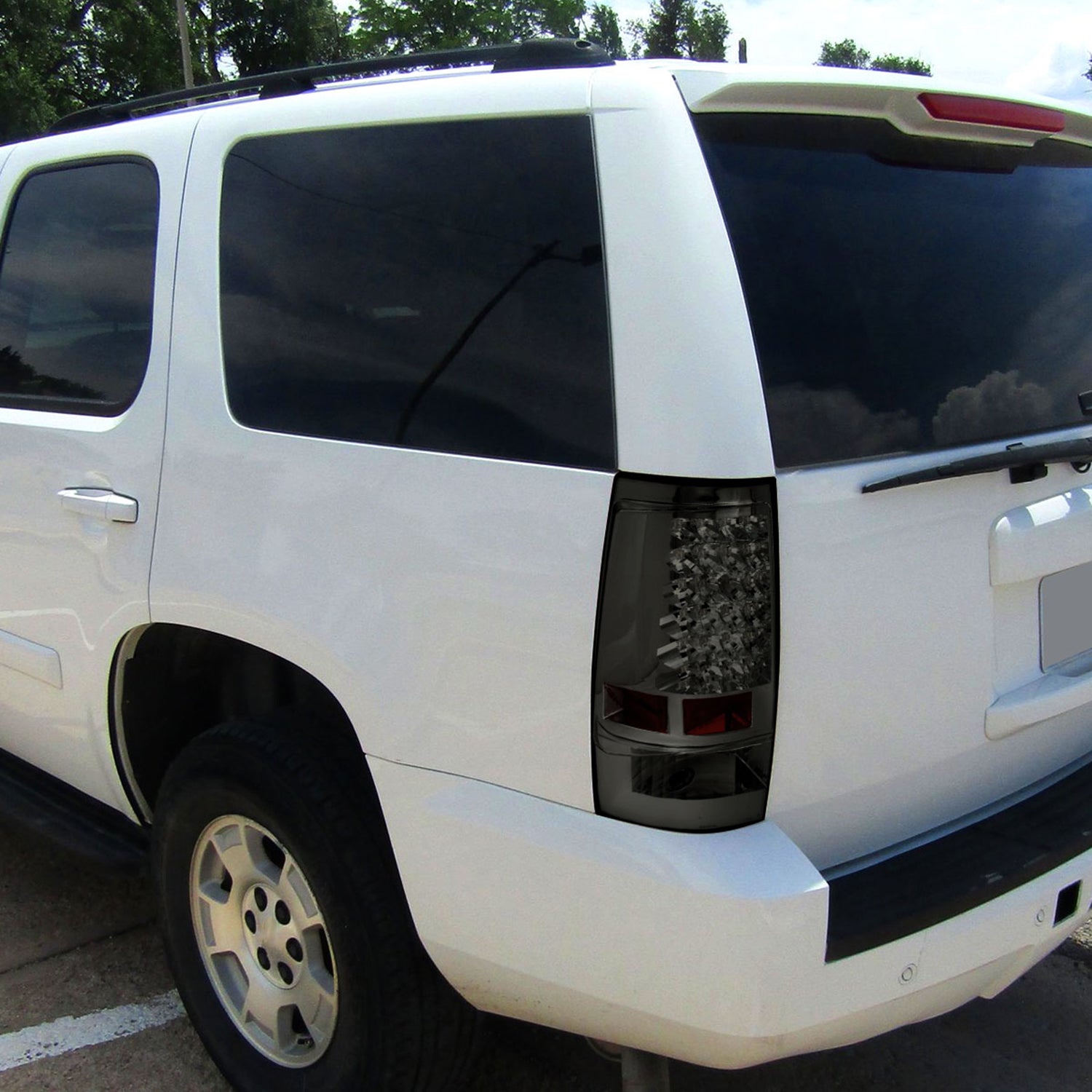 2007-2014 Chevy Tahoe/Suburban LED Tail Lights Chrome Housing/Smoke Lens