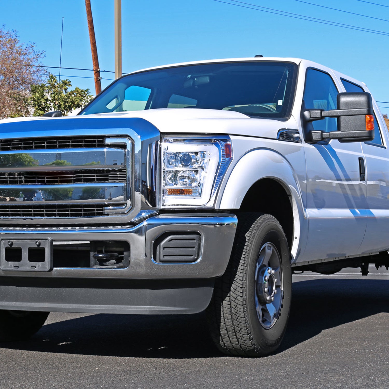 2011-2016 F-250/F-350/F-450/F-550 LED C-Bar Projector Headlights Chrome/Clear