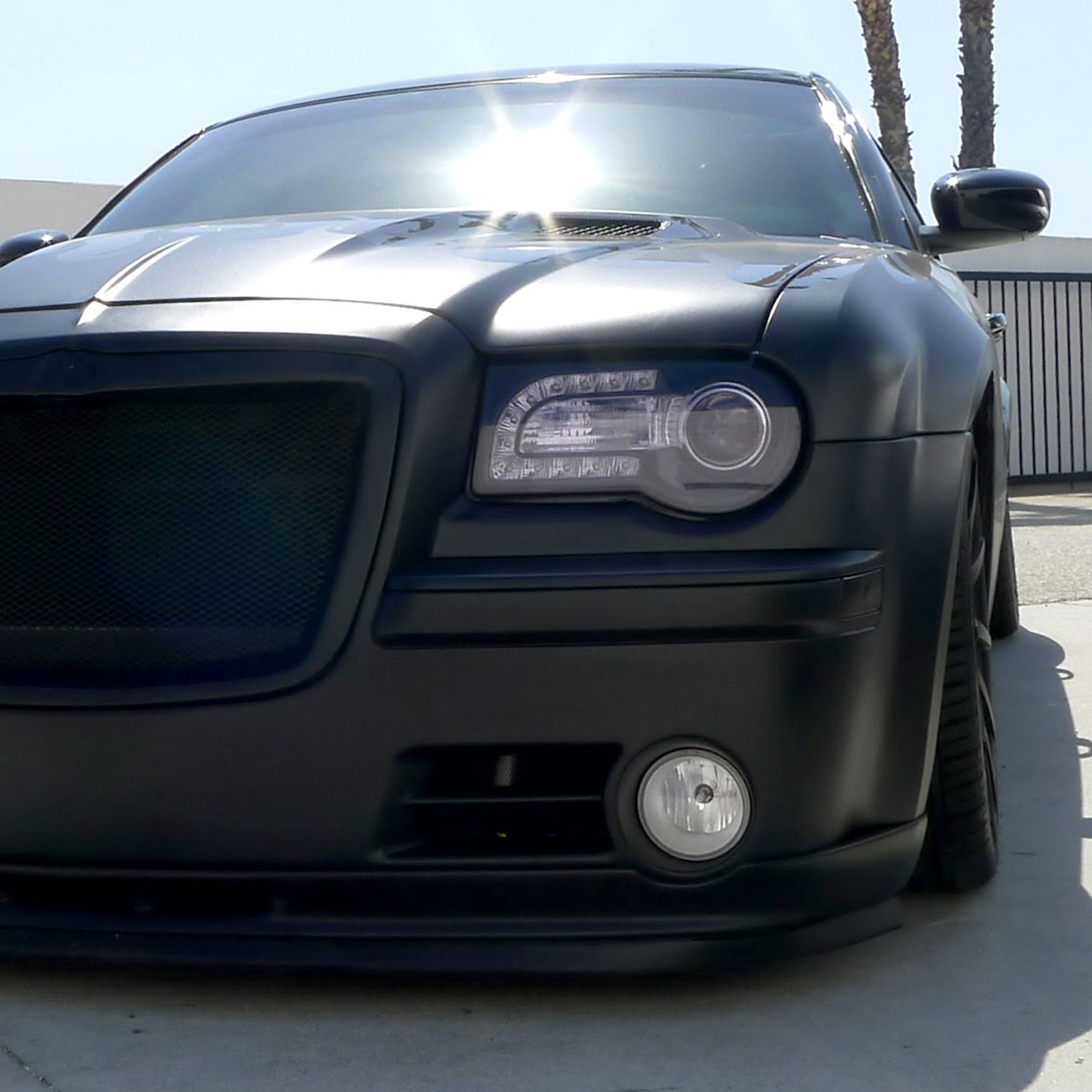 2005-2010 Chrysler 300 Projector Headlights LED Light Strip Glossy Black/Smoke