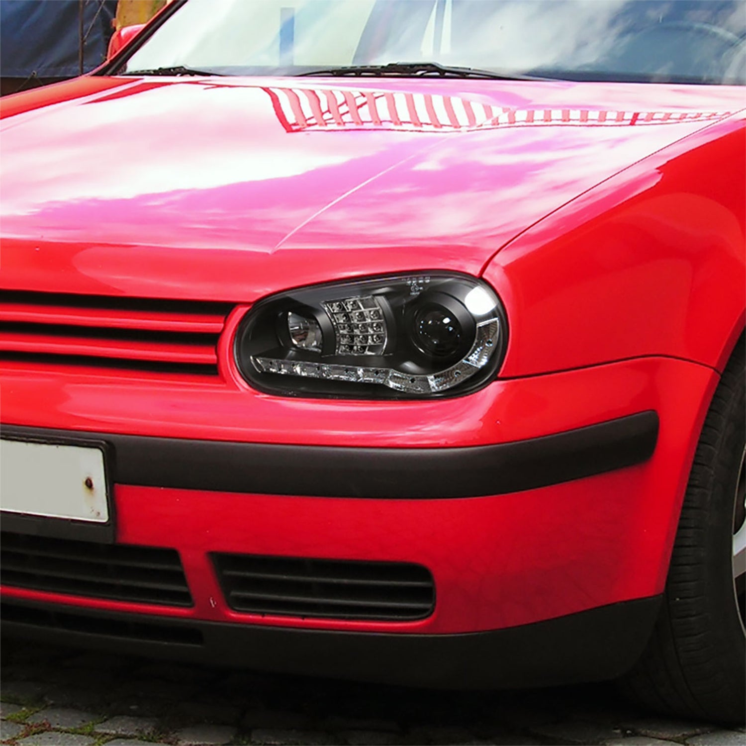 1999-2006 VW Golf Mk4 GTI/R32 Cabrio Headlights R8 LED Light&LED Signal Black