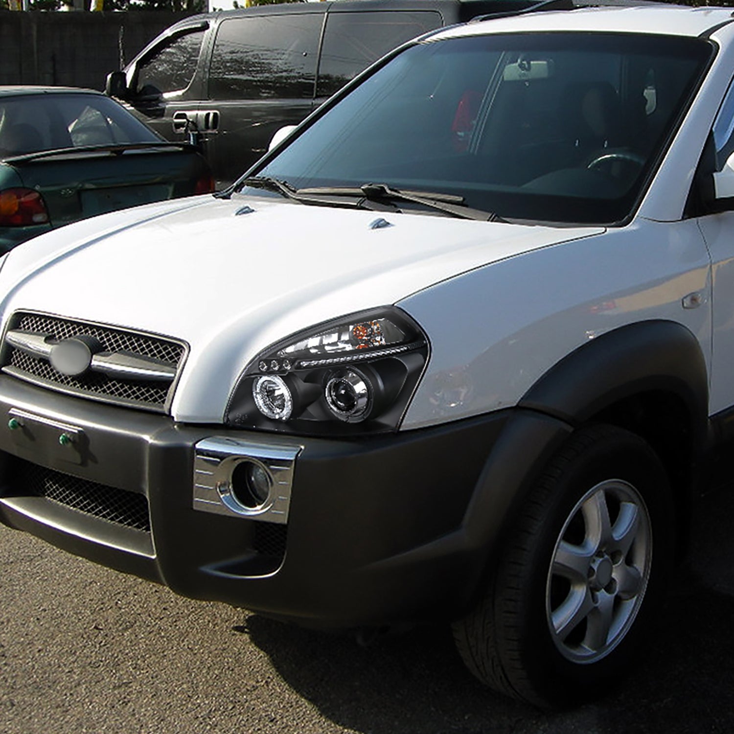 2005-2009 Hyundai Tucson Single Halo Projector Headlights Matte Black/Clear