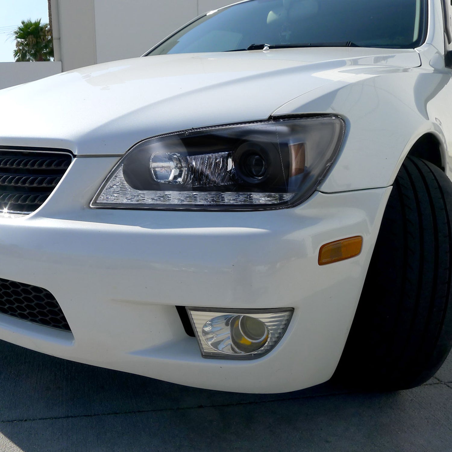 2001-2005 Lexus IS300 Projector Headlights LED Light & LED Signal Lights Black