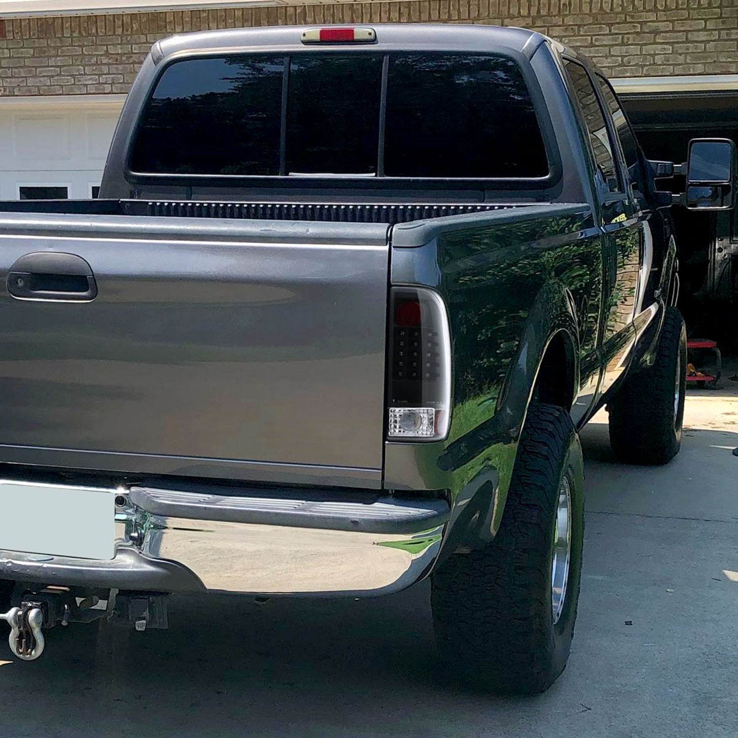 1997-2007 Ford F-150/F-250/350/450/550 Styleside V2 LED Tail Lights Matt Black