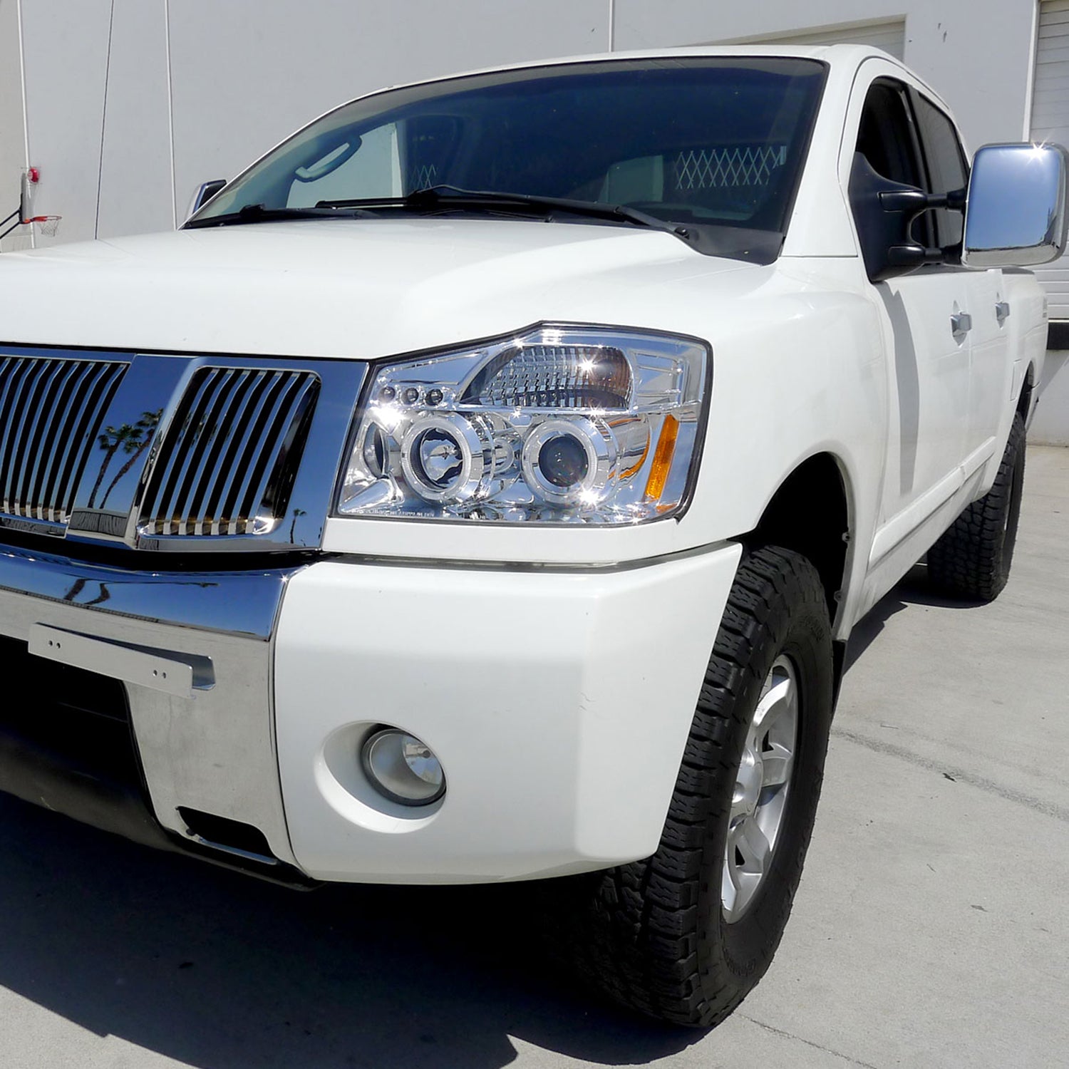 2004-2015 Nissan Titan/ 2004-2007 Armada Dual Halo Projector Headlights Chrome