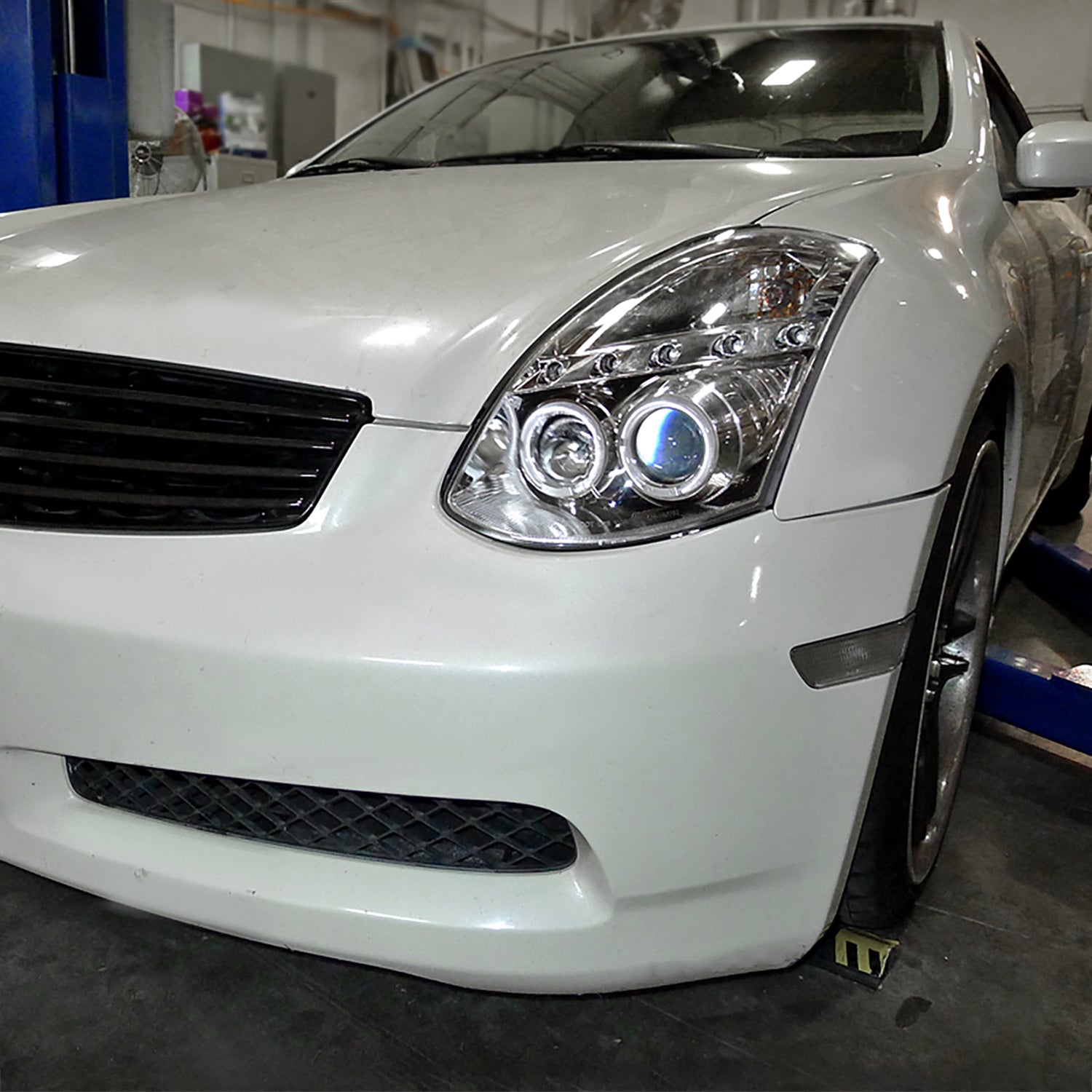 2003-2007 Infiniti G35 Coupe Dual Halo Projector Headlights Chrome/Clear Lens