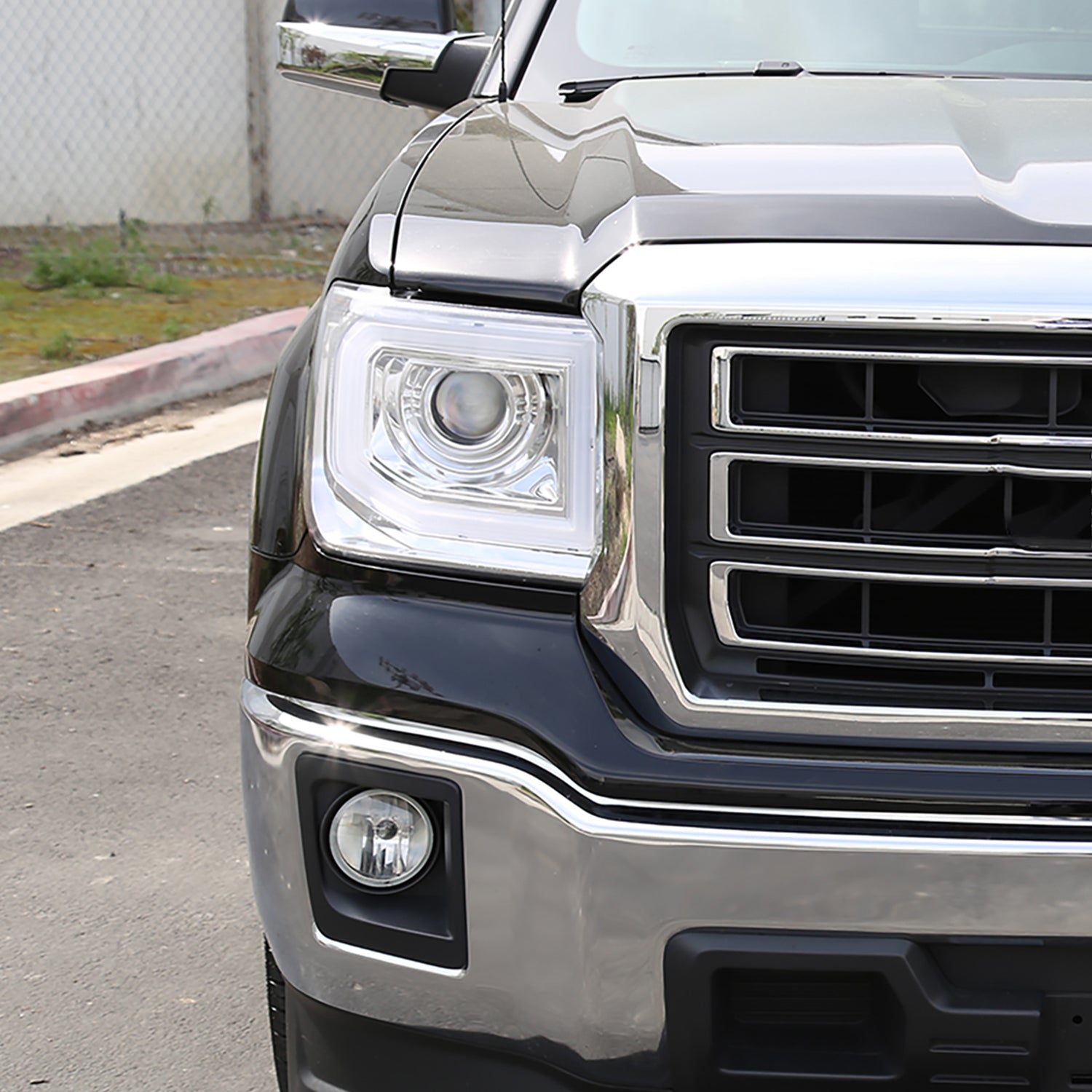 2014-2019 GMC Sierra 1500/2500HD/3500HD LED Bar Headlight LED Signal Chrome