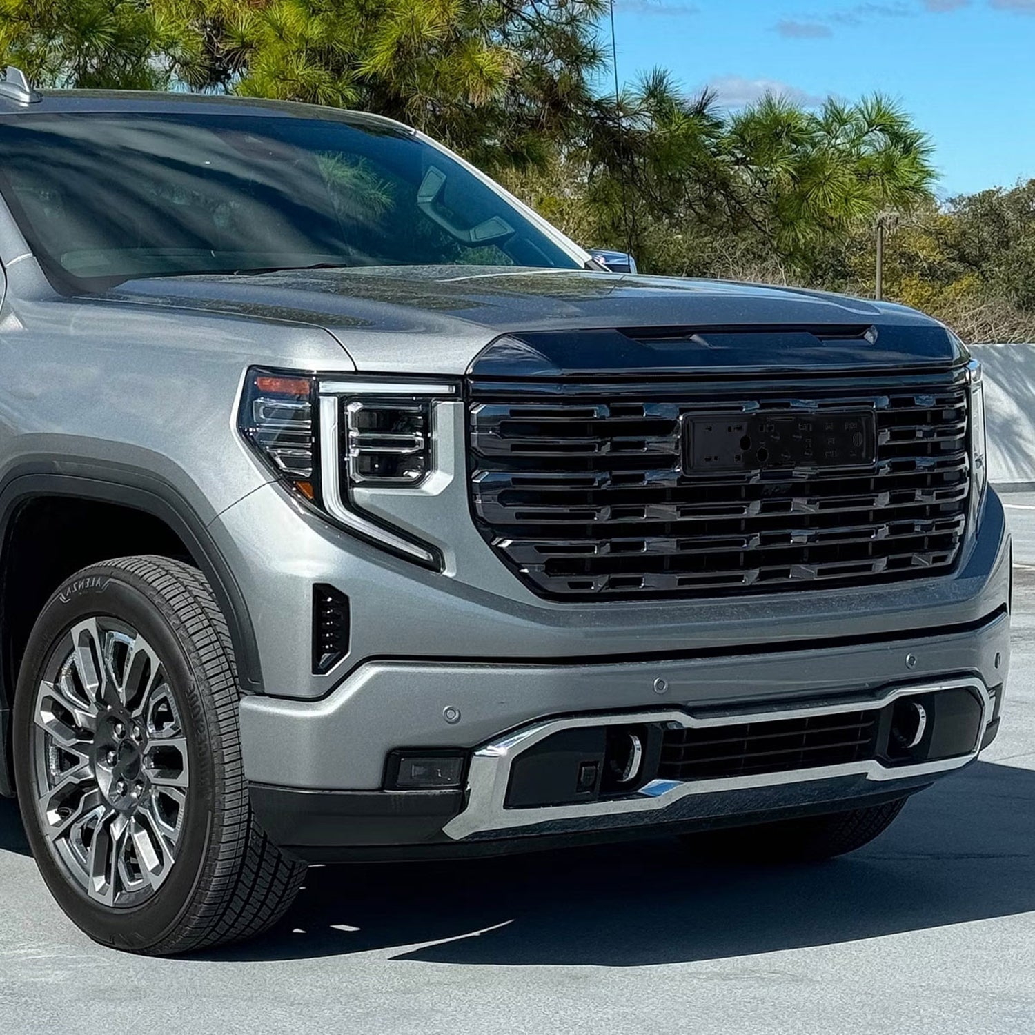 2022-2024 GMC Sierra 1500 Glossy Denali Style Front Upper Mesh Hood Grille