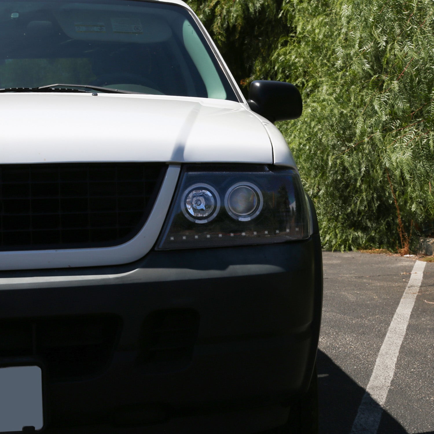 2002-2005 Ford Explorer Dual Halo Projector Headlights Glossy Black/Smoke Lens